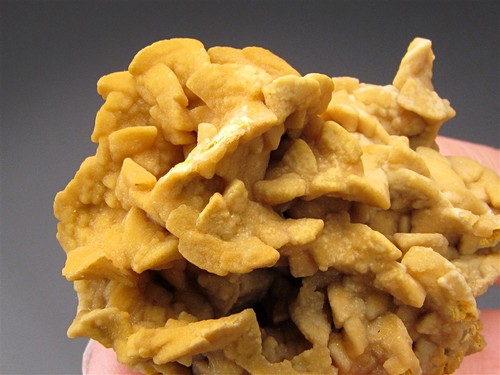 Smithsonite after dolomite - after,